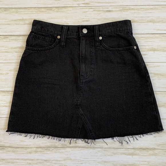 Madewell Dresses & Skirts - Madewell Black Denim Skirt